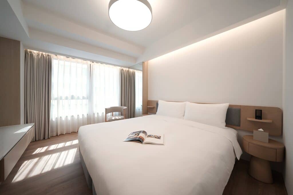 Quad Room
