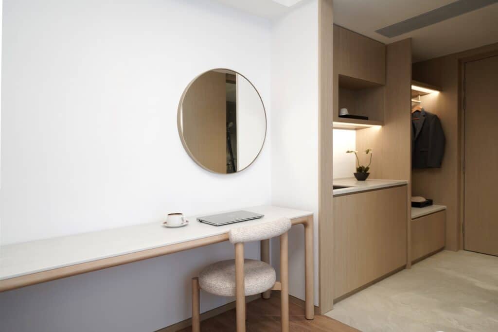Solo Room